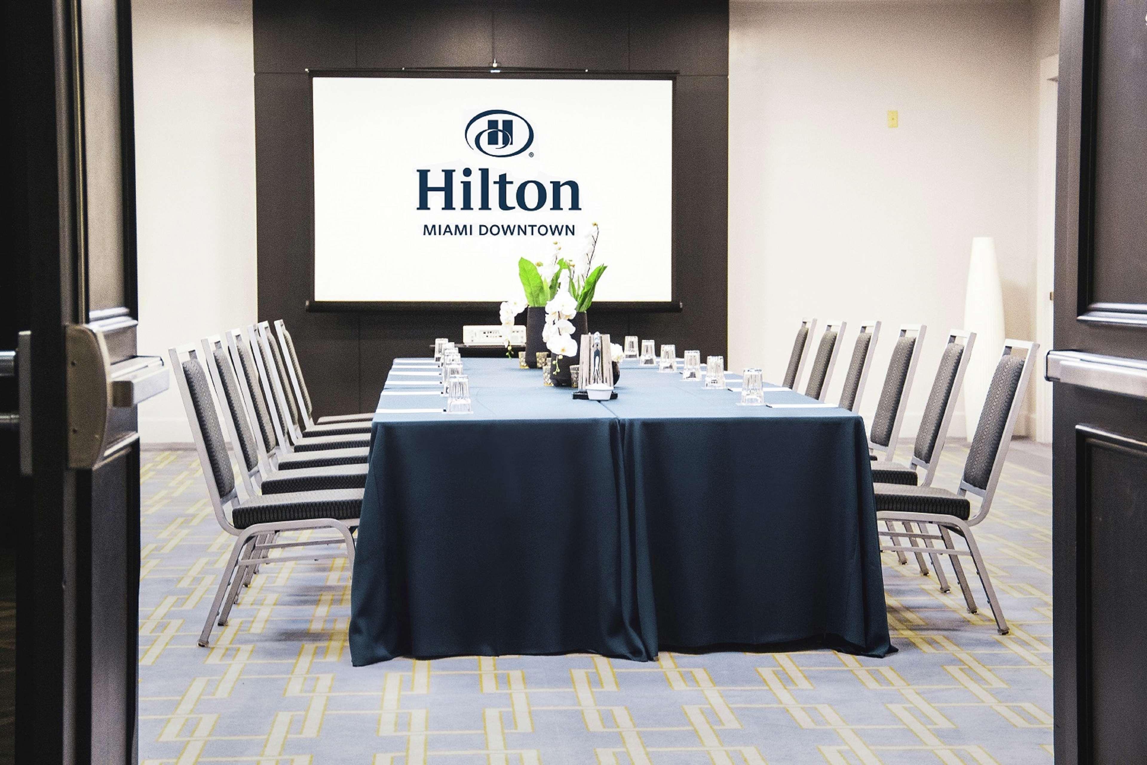 Hilton Miami Downtown Hotel Екстериор снимка