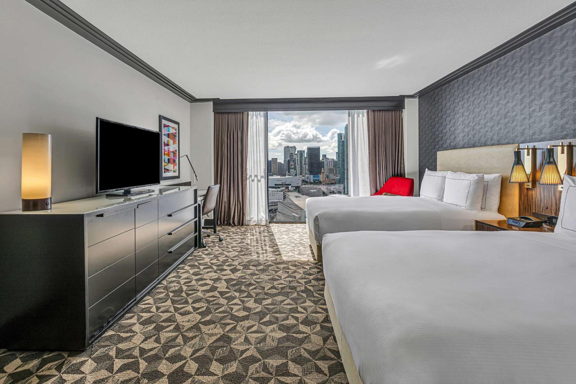 Hilton Miami Downtown Hotel Екстериор снимка