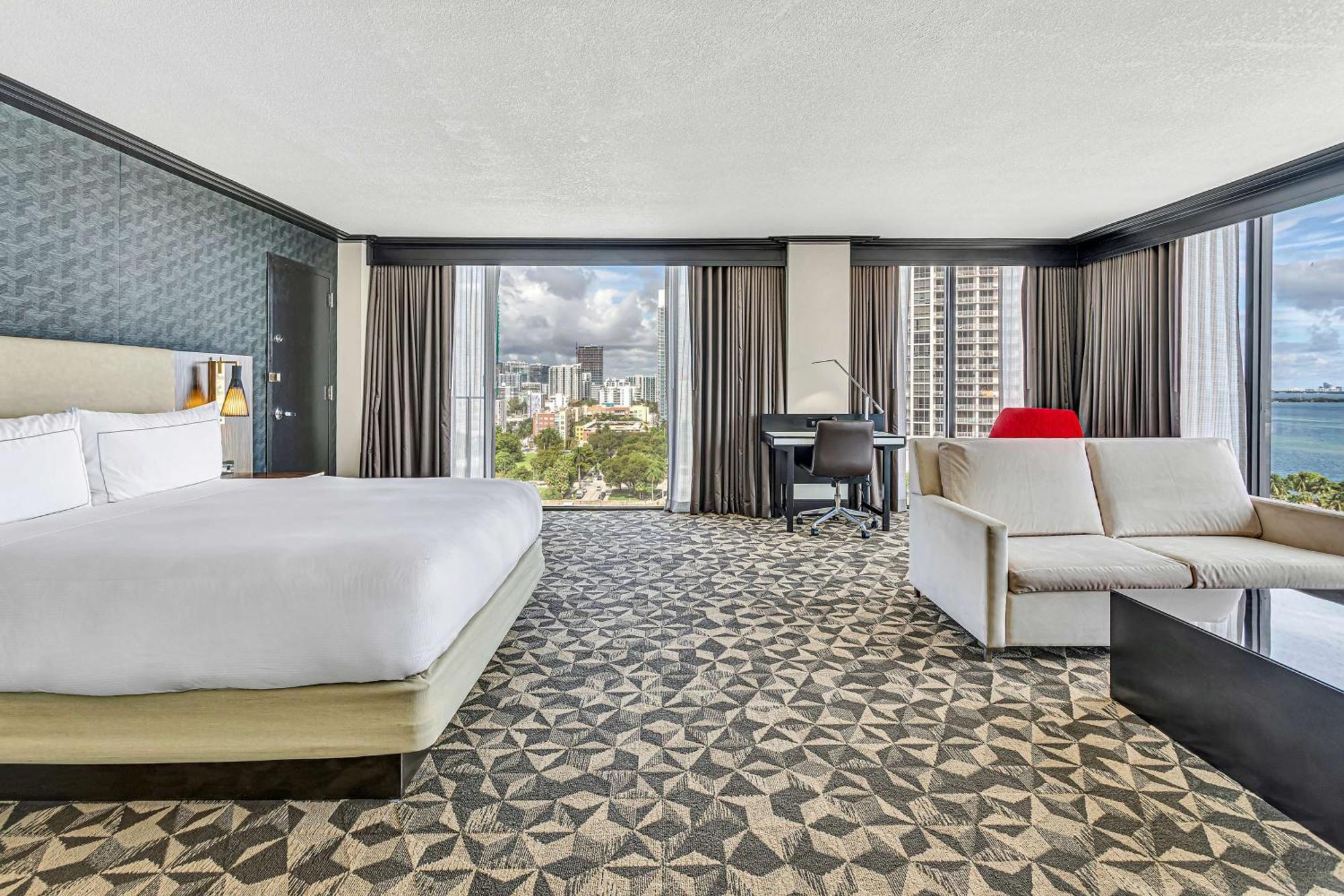 Hilton Miami Downtown Hotel Екстериор снимка