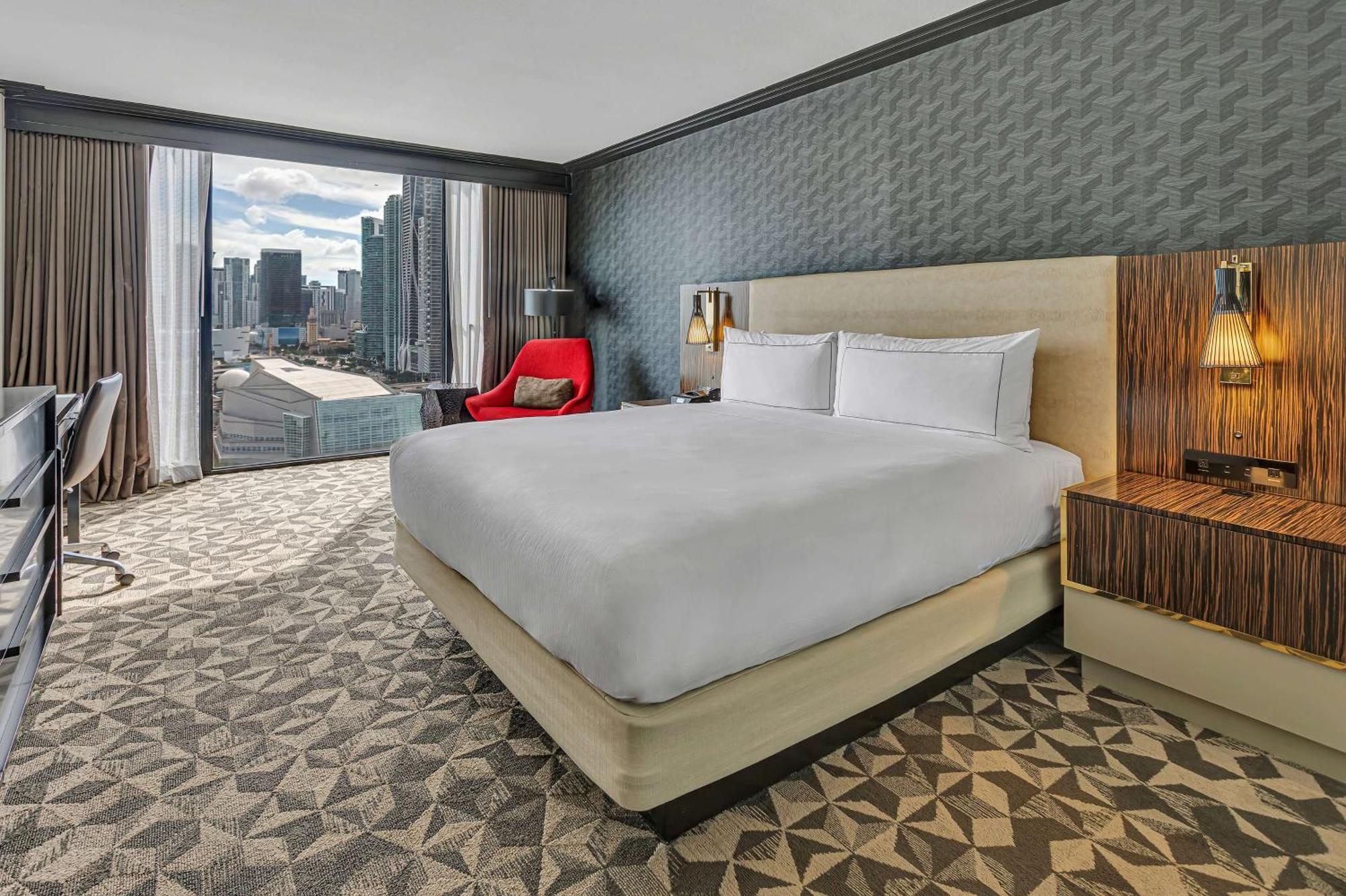 Hilton Miami Downtown Hotel Екстериор снимка