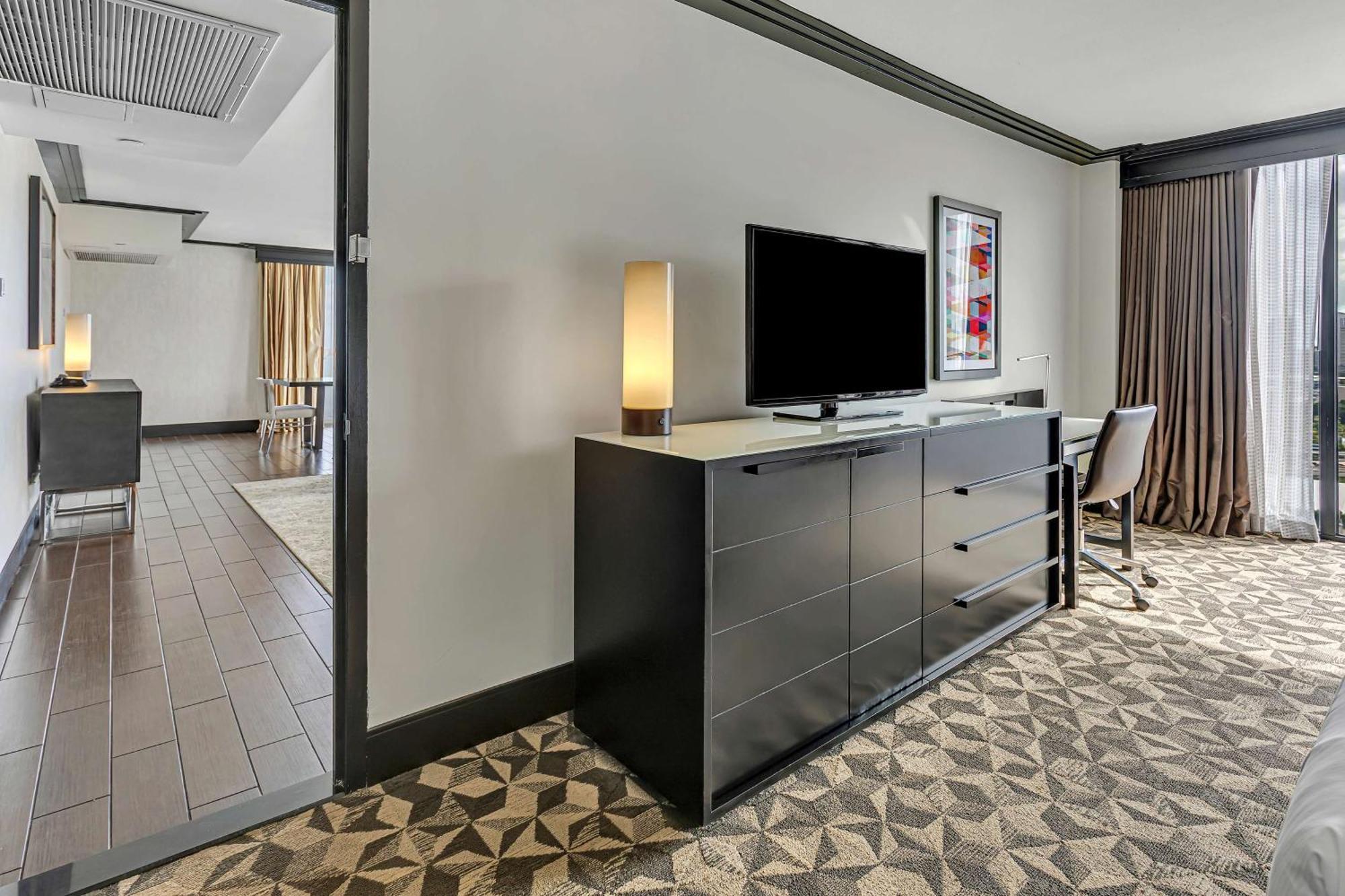 Hilton Miami Downtown Hotel Екстериор снимка
